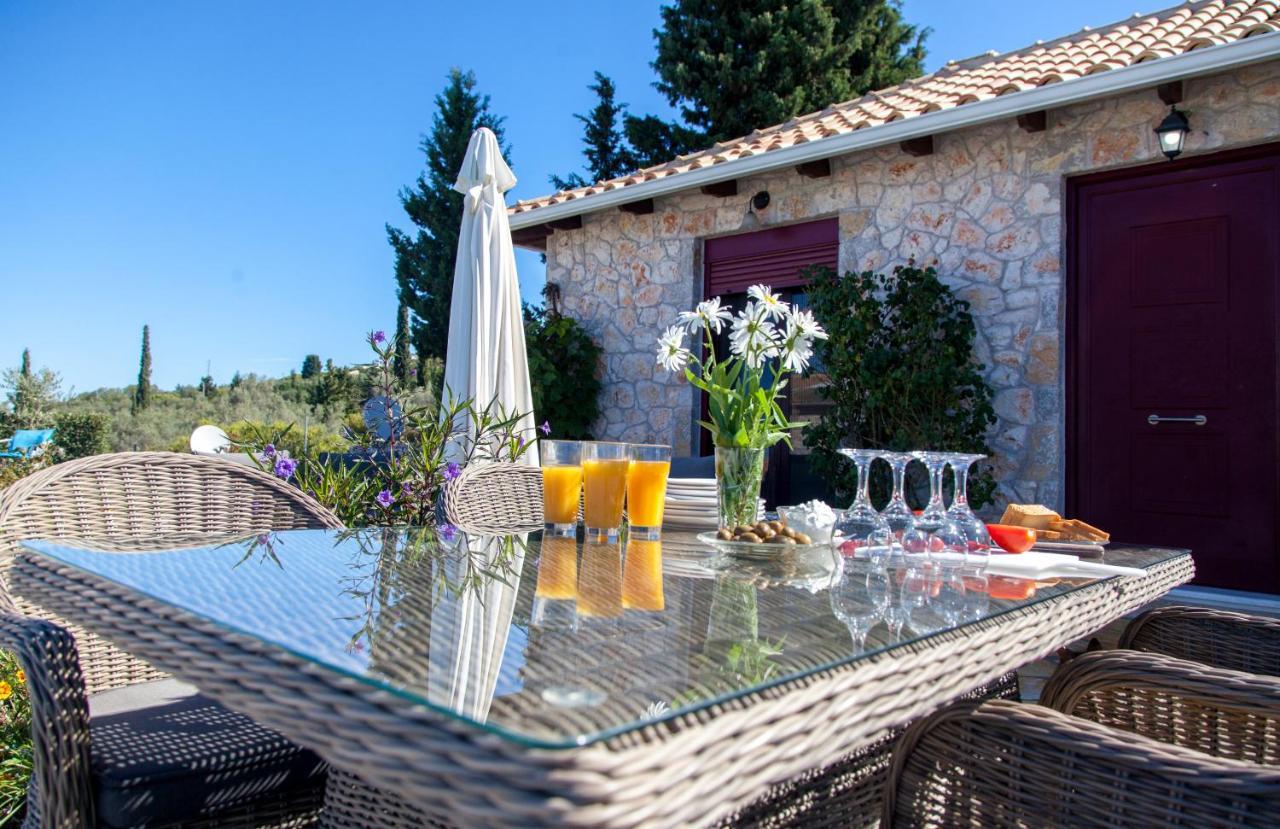 Key Villas Tsoukaladhes Bagian luar foto