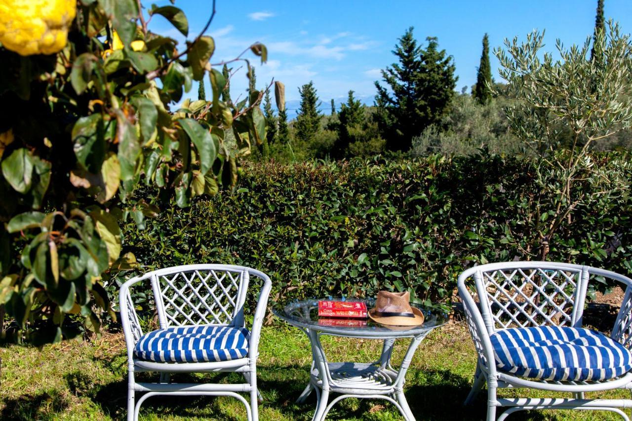 Key Villas Tsoukaladhes Bagian luar foto