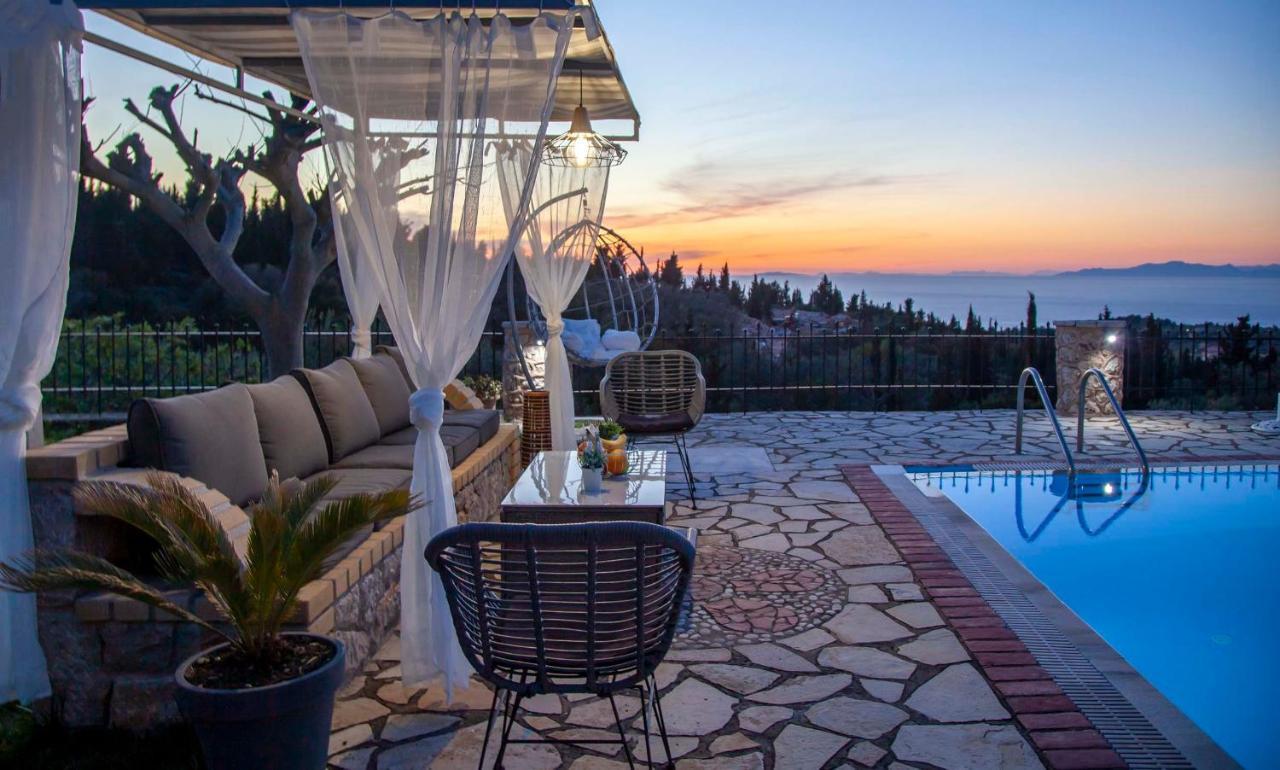 Key Villas Tsoukaladhes Bagian luar foto