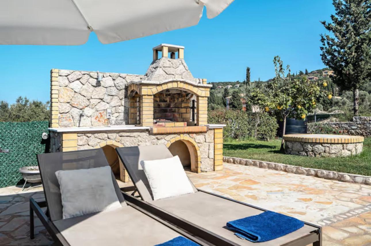 Key Villas Tsoukaladhes Bagian luar foto